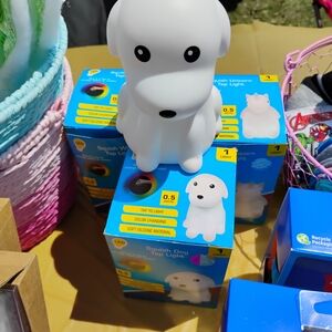 Squish Dog Tap Light